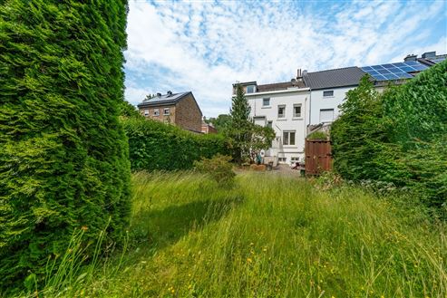 Familienidylle in bester Lage – Großzügiges Haus mit Garten, Terrasse & Stadtnähe