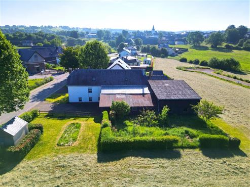 Charmantes Wohnhaus in ruhiger Lage von Büllingen – mit Ausbaupotenzial und Garten