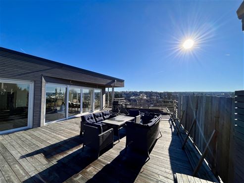 Exklusives Penthouse im Herzen Eupens – 200?m² Wohnluxus mit 190?m² Panoramaterrasse