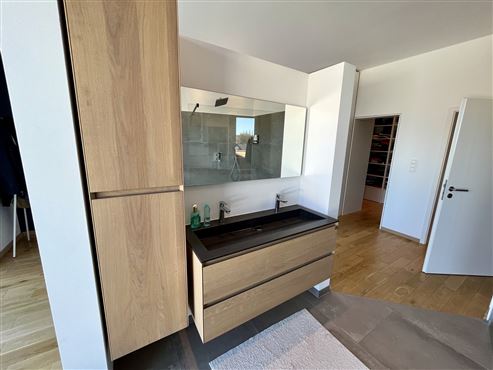 Exklusives Penthouse im Herzen Eupens – 200?m² Wohnluxus mit 190?m² Panoramaterrasse