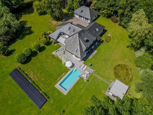 Repräsentative Luxusvilla für höchste Ansprüche – mit Außenpool, Sauna und ausbaubarer Dépendance in idyllischer Traumlage nahe Aachen