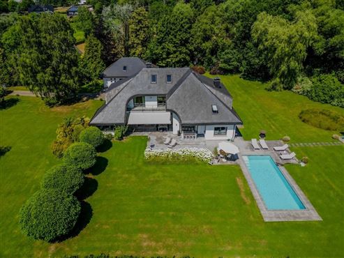 Repräsentative Luxusvilla für höchste Ansprüche – mit Außenpool, Sauna und ausbaubarer Dépendance in idyllischer Traumlage nahe Aachen