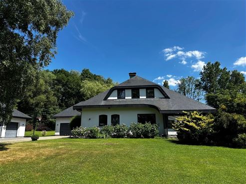 Repräsentative Luxusvilla für höchste Ansprüche – mit Außenpool, Sauna und ausbaubarer Dépendance in idyllischer Traumlage nahe Aachen