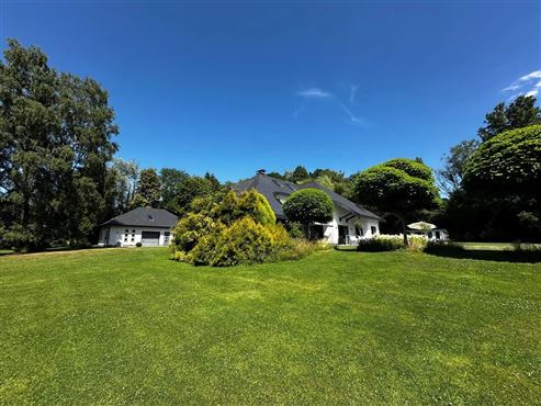 Repräsentative Luxusvilla für höchste Ansprüche – mit Außenpool, Sauna und ausbaubarer Dépendance in idyllischer Traumlage nahe Aachen