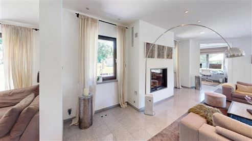 Repräsentative Luxusvilla für höchste Ansprüche – mit Außenpool, Sauna und ausbaubarer Dépendance in idyllischer Traumlage nahe Aachen