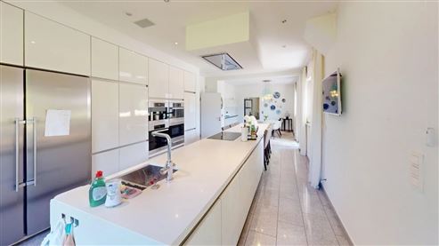 Repräsentative Luxusvilla für höchste Ansprüche – mit Außenpool, Sauna und ausbaubarer Dépendance in idyllischer Traumlage nahe Aachen