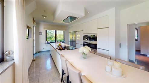 Repräsentative Luxusvilla für höchste Ansprüche – mit Außenpool, Sauna und ausbaubarer Dépendance in idyllischer Traumlage nahe Aachen