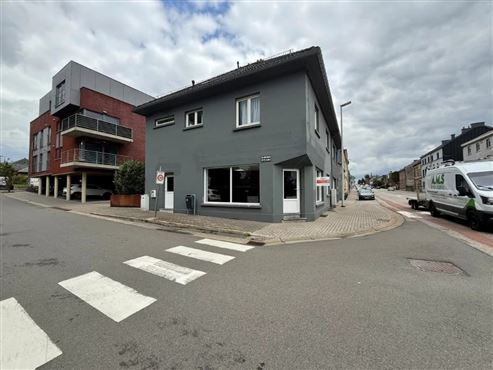 100% Aufmerksamkeit ! Büro oder Gewerbefläche an stark befahrener Straße mit maximaler Sichtbarkeit