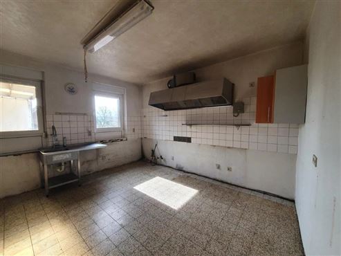 Tradition trifft Potenzial: Die ideale Immobilie für Ihr neues Erfolgsprojekt als Mehrfamilienhaus, HORECA- oder Büroprojekt in naturnaher Lage