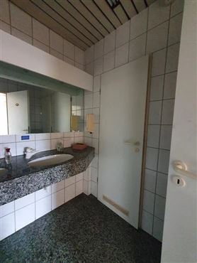 Tradition trifft Potenzial: Die ideale Immobilie für Ihr neues Erfolgsprojekt als Mehrfamilienhaus, HORECA- oder Büroprojekt in naturnaher Lage