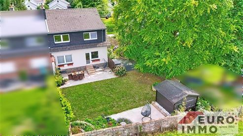 Wohlfühl-Doppelhaushälfte mit Fernblick, Familienkomfort und optimaler Anbindung