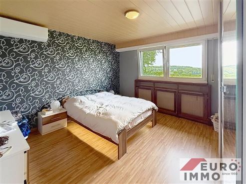 Wohlfühl-Doppelhaushälfte mit Fernblick, Familienkomfort und optimaler Anbindung