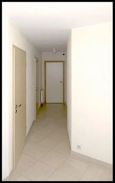 Lichtdurchflutete Wohnung in Malmedy – stilvolles Wohnen mit Sonnenterrasse, Balkon, Tiefgarage und Naturanbindung in zentraler Lage