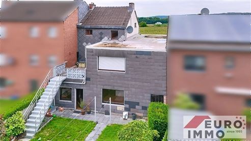 Vielseitiges Mittelreihenhaus – Wohnkomfort mit zwei Wohneinheiten oder als großzügiges Zuhause
