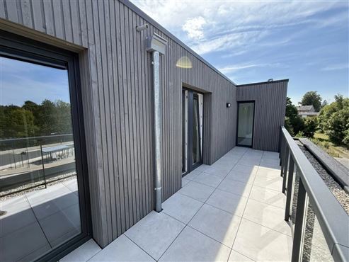 Penthouse-Lifestyle in Eupen – urbanes Wohnen mit höchstem Komfort, zwei großzügigen Terrassen und Tiefgaragenstellplatz“