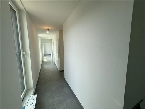 Penthouse-Lifestyle in Eupen – urbanes Wohnen mit höchstem Komfort, zwei großzügigen Terrassen und Tiefgaragenstellplatz“