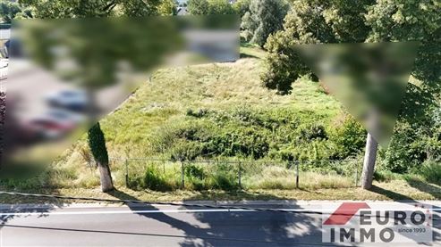 Polyvalentes Baugrundstück mit vielfältigen Nutzungsmöglichkeiten in zentraler Lage von Eupen