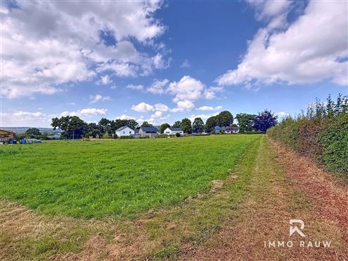 Zwei großzügige Baugrundstücke in Iveldingen – ruhig gelegen und naturnah