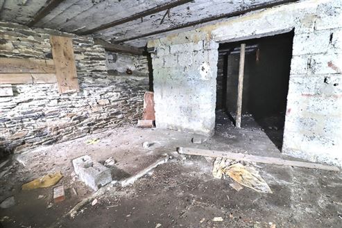 Sanierungsbedürftiges Bauernhaus - OUDLER