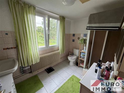 Potenzial in bester Grün- und Grenzlage – Ihr neues Zuhause flexibel nutzbar als Ein-oder Zweifamilienhaus.