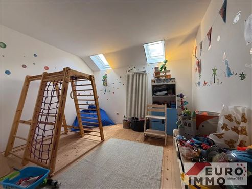 Eleganz & Exklusivität: Einfamilienhaus mit modernem Wohnkomfort, Energieeffizienz & Wohlfühlambiente in idyllischer, grenznaher Lage