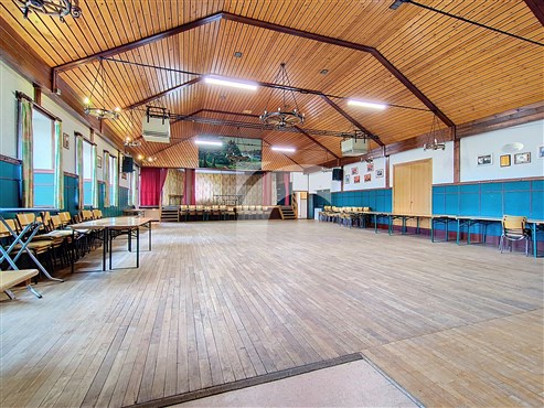 Café/Saal & Wohnung - WEYWERTZ