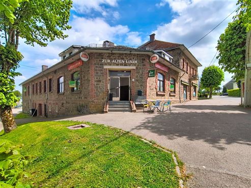 Café/Saal & Wohnung - WEYWERTZ