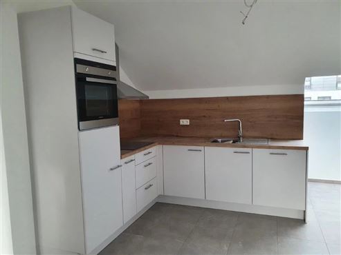 Zentrale Dachgeschosswohnung mit Charme und Stil – alle Bequemlichkeiten direkt vor der Tür