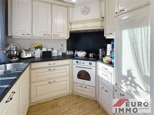 Chic, stilvoll und zentral – freistehendes Einfamilienhaus mit Garten in Eupen