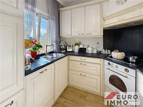 Chic, stilvoll und zentral – freistehendes Einfamilienhaus mit Garten in Eupen