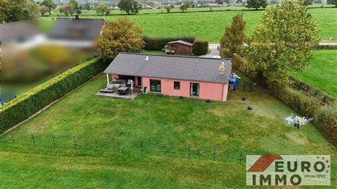 Seltene Gelegenheit: hochwertig und stilvoll renovierter Bungalow mit traumhaftem Weitblick in ruhiger Grünlage