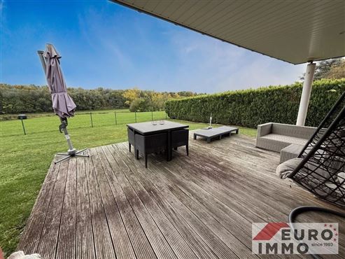 Seltene Gelegenheit: hochwertig und stilvoll renovierter Bungalow mit traumhaftem Weitblick in ruhiger Grünlage