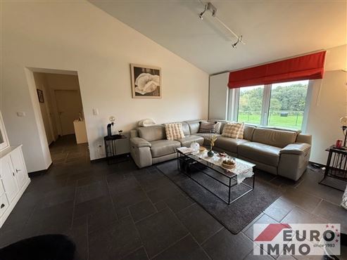 Seltene Gelegenheit: hochwertig und stilvoll renovierter Bungalow mit traumhaftem Weitblick in ruhiger Grünlage