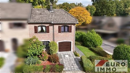 Zeitloses Reiheneckhaus mit Garage und Garten im deutsch-belgischen Grenzgebiet – ein Zuhause zum Wohlfühlen!