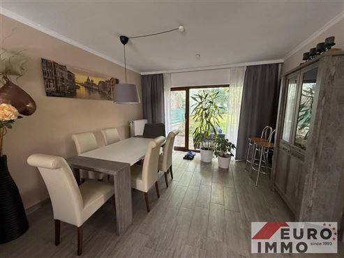 Zeitloses Reiheneckhaus mit Garage und Garten im deutsch-belgischen Grenzgebiet – ein Zuhause zum Wohlfühlen!