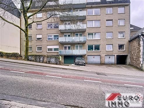 Solide Kapitalanlage oder neues Zuhause? Gepflegte Stadtwohnung mit Balkon und Garage