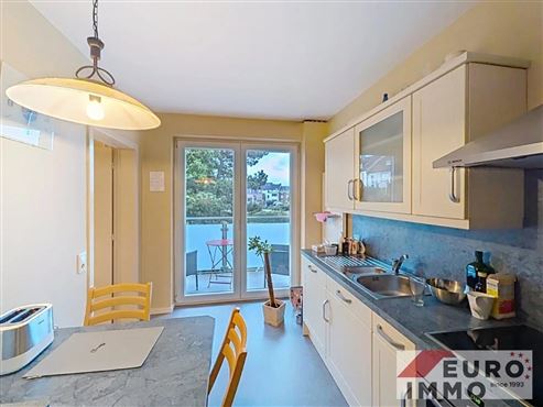 Solide Kapitalanlage oder neues Zuhause? Gepflegte Stadtwohnung mit Balkon und Garage