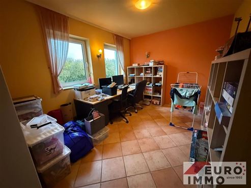 Willkommen in Ihrer exklusiven Familienvilla mit höchstem Wohnkomfort in naturverbundener Lage