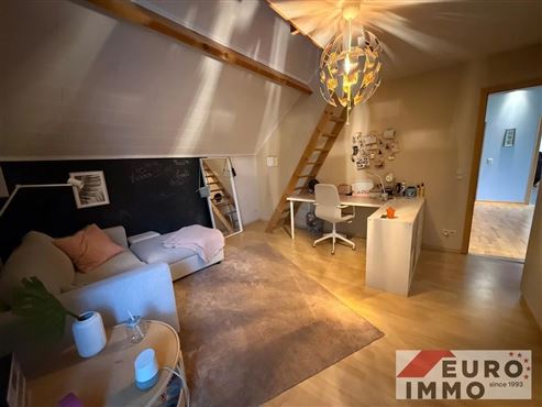 Willkommen in Ihrer exklusiven Familienvilla mit höchstem Wohnkomfort in naturverbundener Lage
