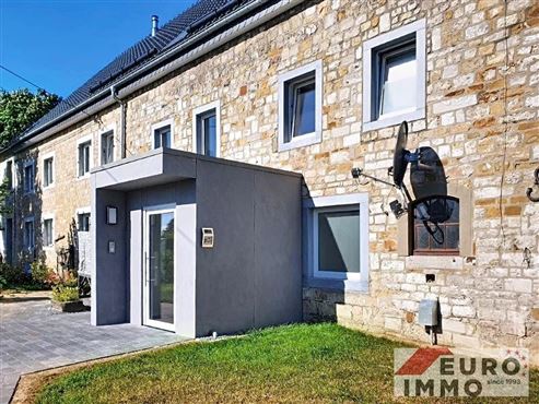 Stilvolles und modernes Wohnen nahe aller Annehmlichkeiten im Grenzgebiet – Duplex-Wohnung mit Gartennutzung und Garage