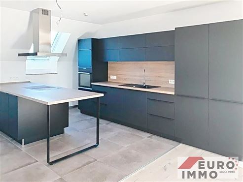 Stilvolles und modernes Wohnen nahe aller Annehmlichkeiten im Grenzgebiet – Duplex-Wohnung mit Gartennutzung und Garage