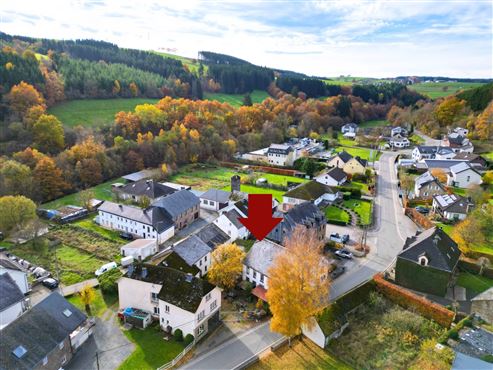 Einzigartige Immobilie im Herzen von Burg-Reuland – Ehemaliges Gasthaus mit Burgblick