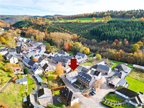 Einzigartige Immobilie im Herzen von Burg-Reuland – Ehemaliges Gasthaus mit Burgblick