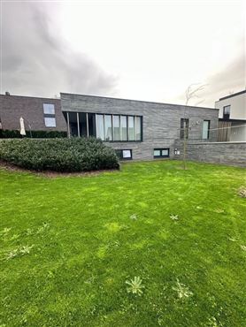 Exklusive Duplex-Wohnung mit Bungalow Charakter in begehrter Wohnlage: Stadtnah, ruhig und umgeben von Natur – Waldnähe inklusive