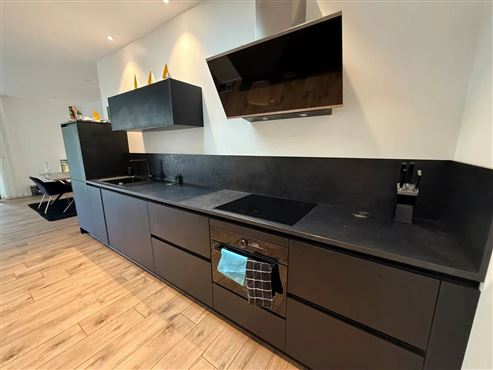 Exklusive Duplex-Wohnung mit Bungalow Charakter in begehrter Wohnlage: Stadtnah, ruhig und umgeben von Natur – Waldnähe inklusive