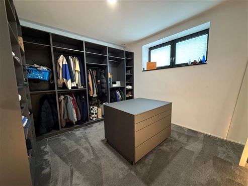 Exklusive Duplex-Wohnung mit Bungalow Charakter in begehrter Wohnlage: Stadtnah, ruhig und umgeben von Natur – Waldnähe inklusive