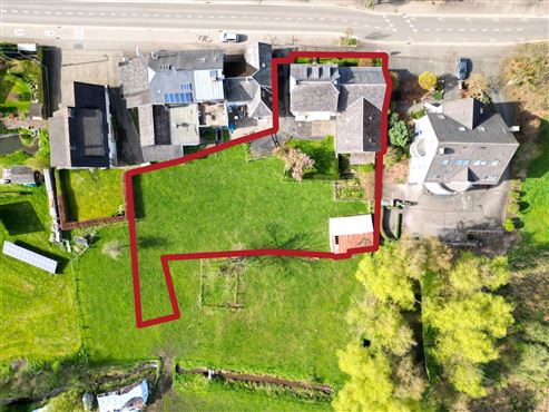 VERKAUFT: Großzügiges Wohnhaus mit Ausbaumöglichkeiten zu verkaufen - Zentrale Lage in Recht!