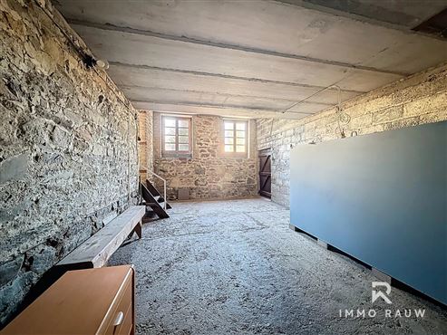 VERKAUFT: Großzügiges Wohnhaus mit Ausbaumöglichkeiten zu verkaufen - Zentrale Lage in Recht!
