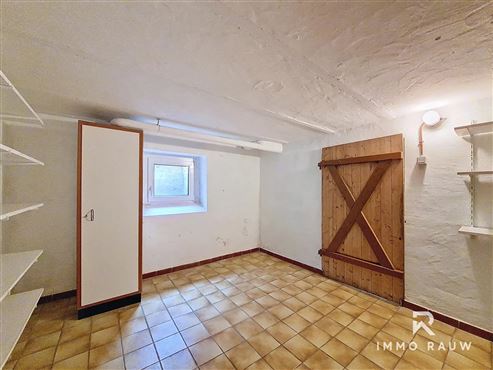 VERKAUFT: Großzügiges Wohnhaus mit Ausbaumöglichkeiten zu verkaufen - Zentrale Lage in Recht!