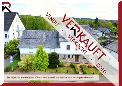 VERKAUFT: Großzügiges Wohnhaus mit Ausbaumöglichkeiten zu verkaufen - Zentrale Lage in Recht! - 4780 Recht, Belgien 